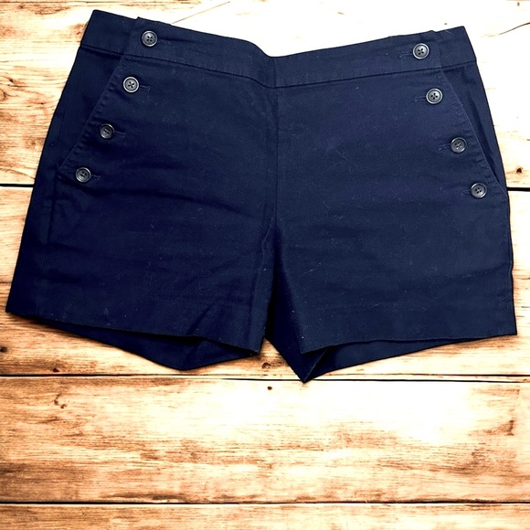 Banana Republic Blue Sailor Shorts - Picture 2 of 4
